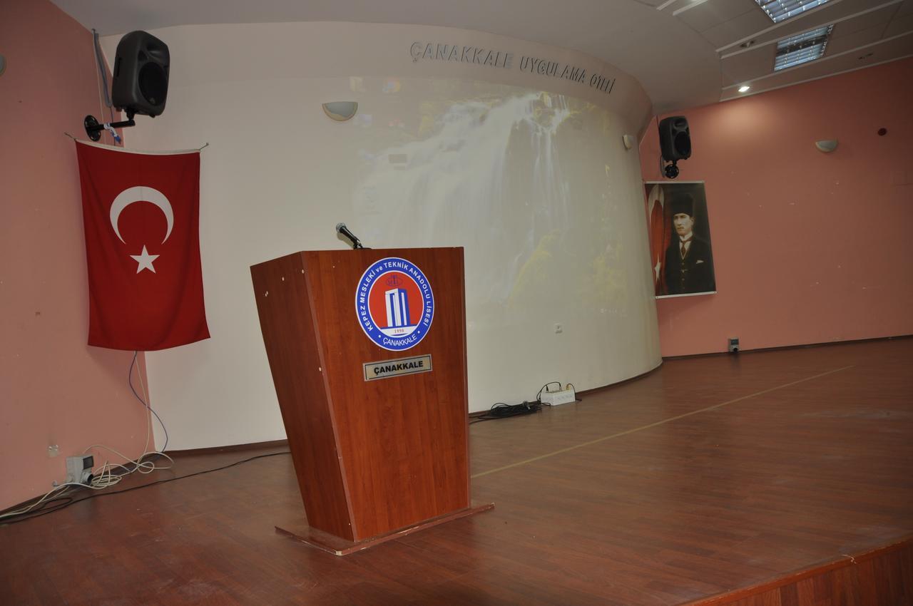 Canakkale Uygulama Oteli̇ Exterior foto