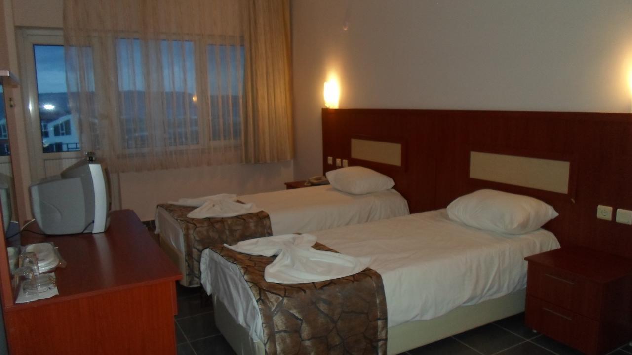 Canakkale Uygulama Oteli̇ Exterior foto